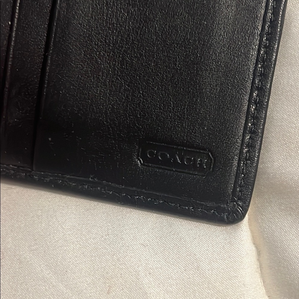 Coach Black Leather Bifold Cardholder - Picture 7 of 8